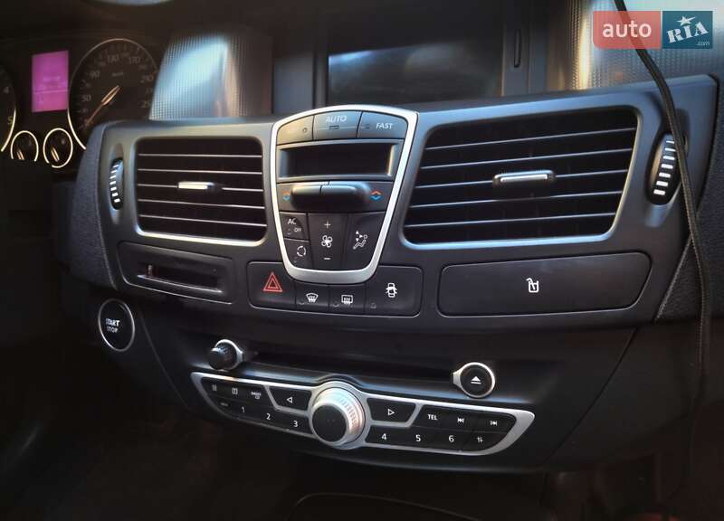 Універсал Renault Laguna 2012 в Олевську фото 3 Універсал Renault Laguna 2012 в Олевську