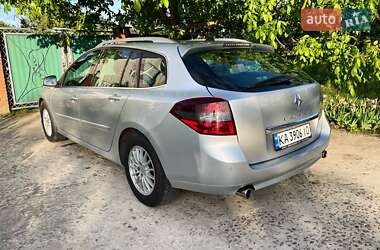 Универсал Renault Laguna 2011 в 