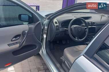 Лифтбек Renault Laguna 2003 в 