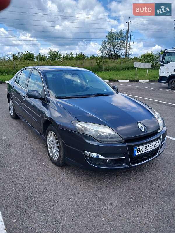 Лифтбек Renault Laguna 2011 в Ровно