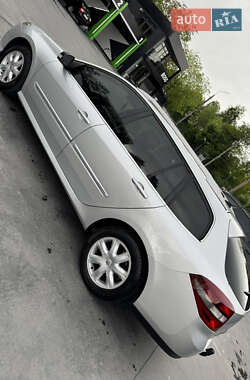 Универсал Renault Laguna 2011 в 
