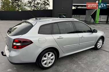 Универсал Renault Laguna 2011 в 
