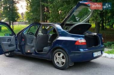 Лифтбек Renault Laguna 2001 в 