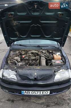 Лифтбек Renault Laguna 1996 в 