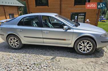 Лифтбек Renault Laguna 2003 в 
