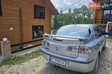 Лифтбек Renault Laguna 2003 в 