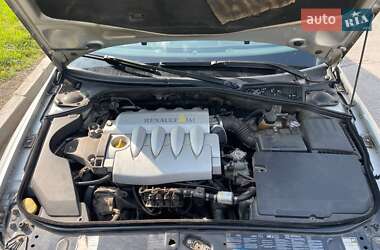 Лифтбек Renault Laguna 2005 в 