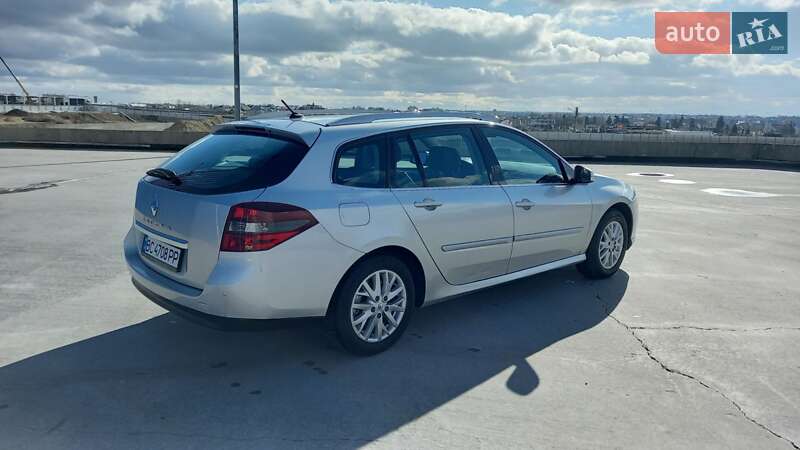 Универсал Renault Laguna 2014 в Львове