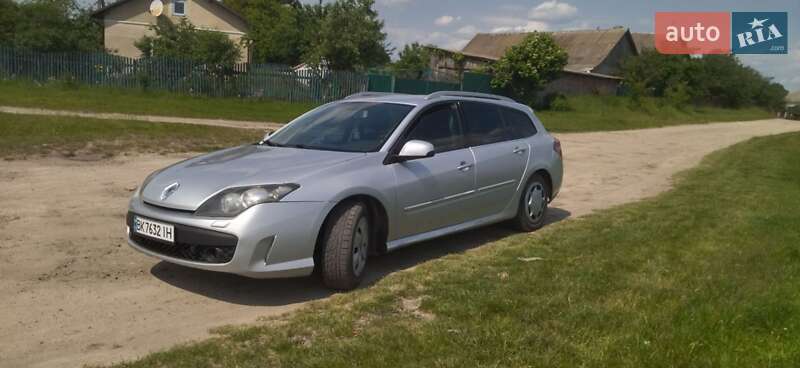 Универсал Renault Laguna 2010 в Бродах