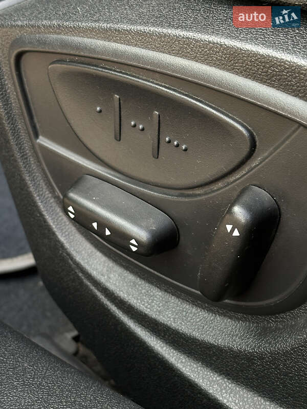 Универсал Renault Laguna 2010 в Львове
