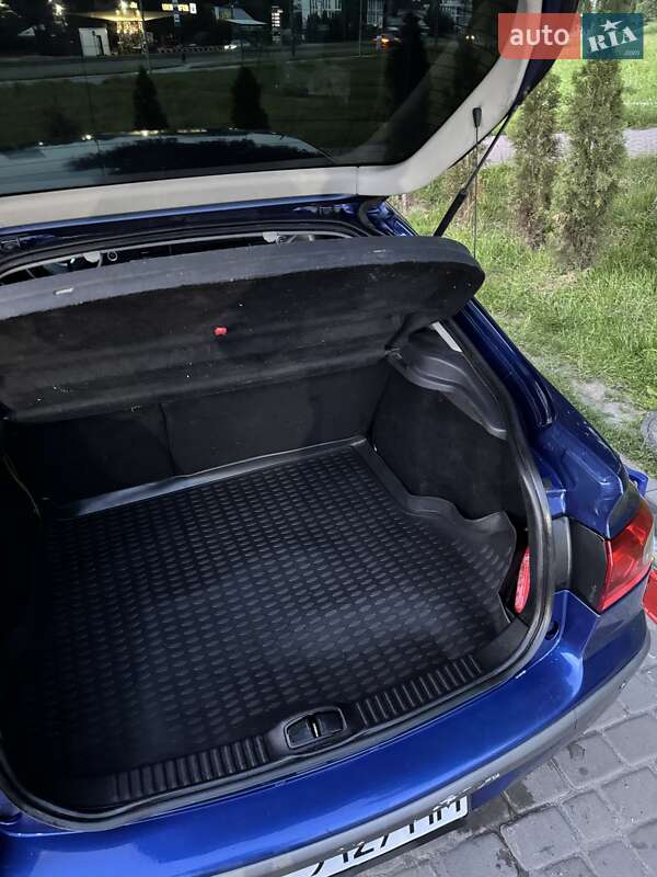 Лифтбек Renault Laguna 2006 в Львове