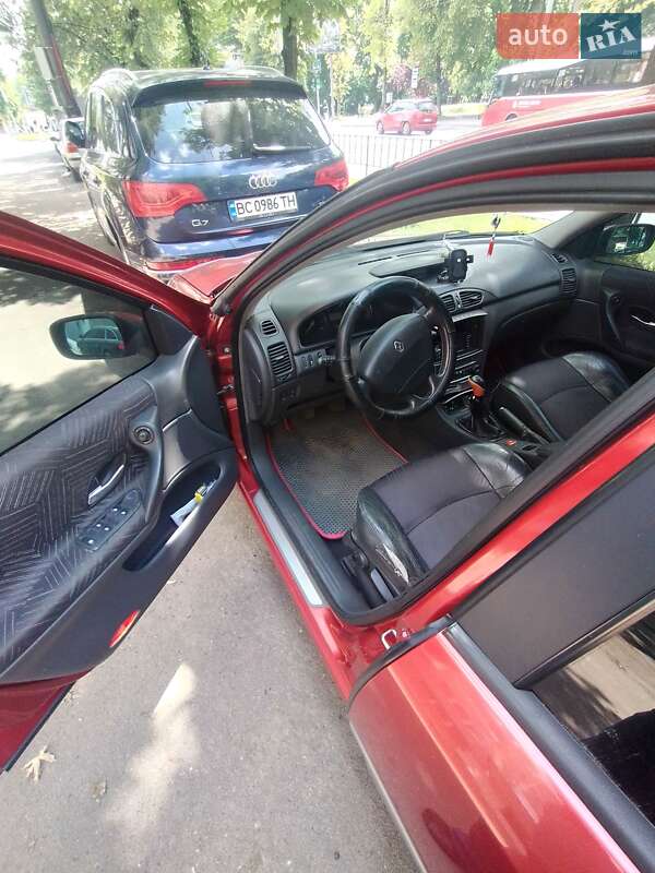 Ліфтбек Renault Laguna 2001 в Львові