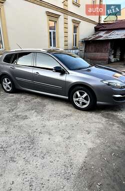 Универсал Renault Laguna 2012 в Рава-Русской