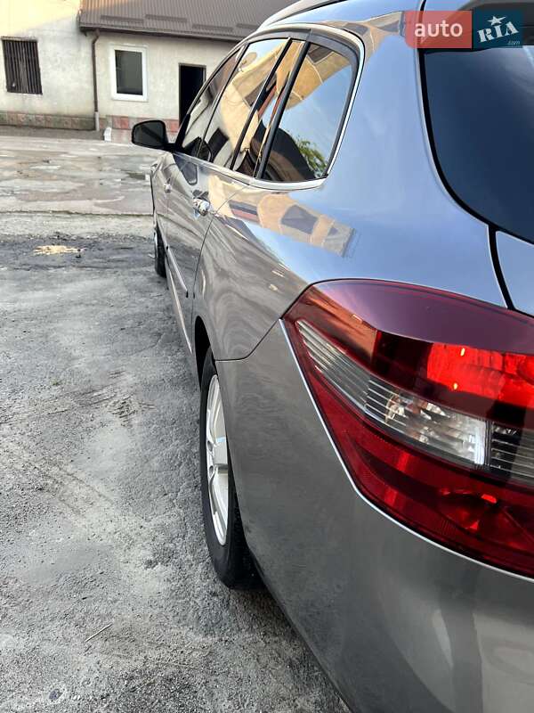 Универсал Renault Laguna 2012 в Рава-Русской