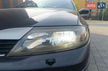 Лифтбек Renault Laguna 2002 в 