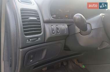 Лифтбек Renault Laguna 2002 в 