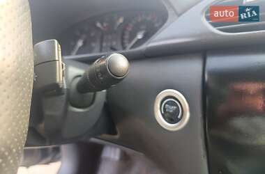 Лифтбек Renault Laguna 2002 в 