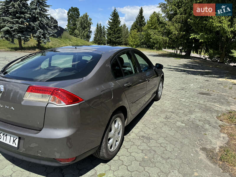 Универсал Renault Laguna 2008 в Ровно фото 5 Универсал Renault Laguna 2008 в Ровно