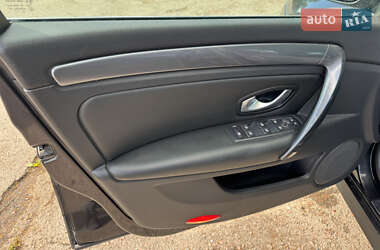 Универсал Renault Laguna 2011 в 