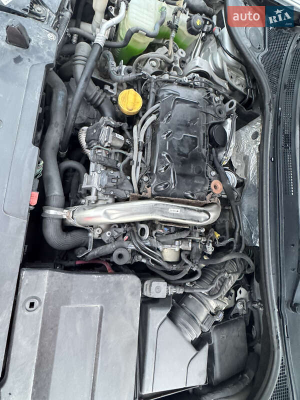 Лифтбек Renault Laguna 2011 в Чемеровцах