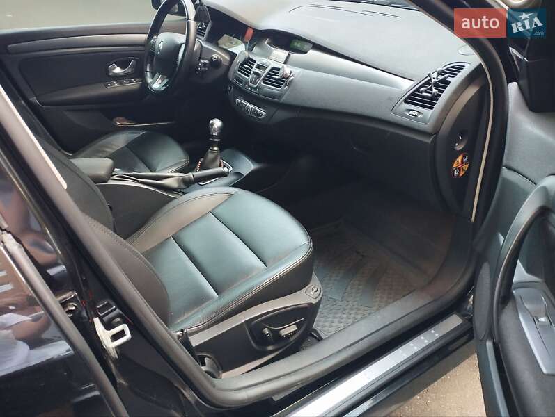 Лифтбек Renault Laguna 2008 в Киеве фото 19 Лифтбек Renault Laguna 2008 в Киеве