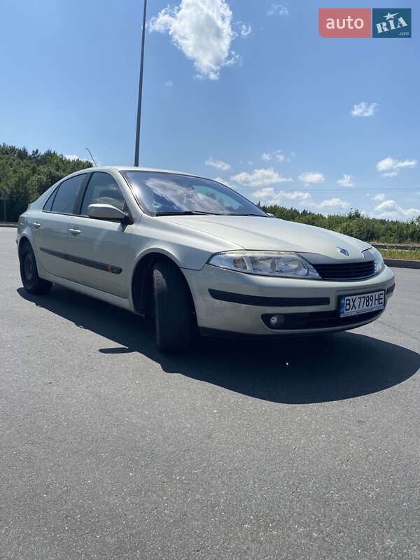 Лифтбек Renault Laguna 2002 в Хмельницком
