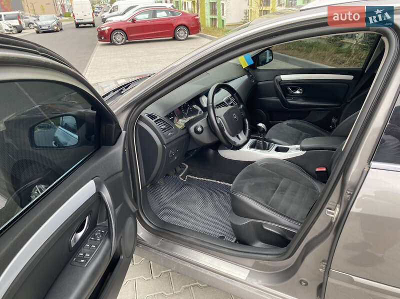Универсал Renault Laguna 2007 в Ровно