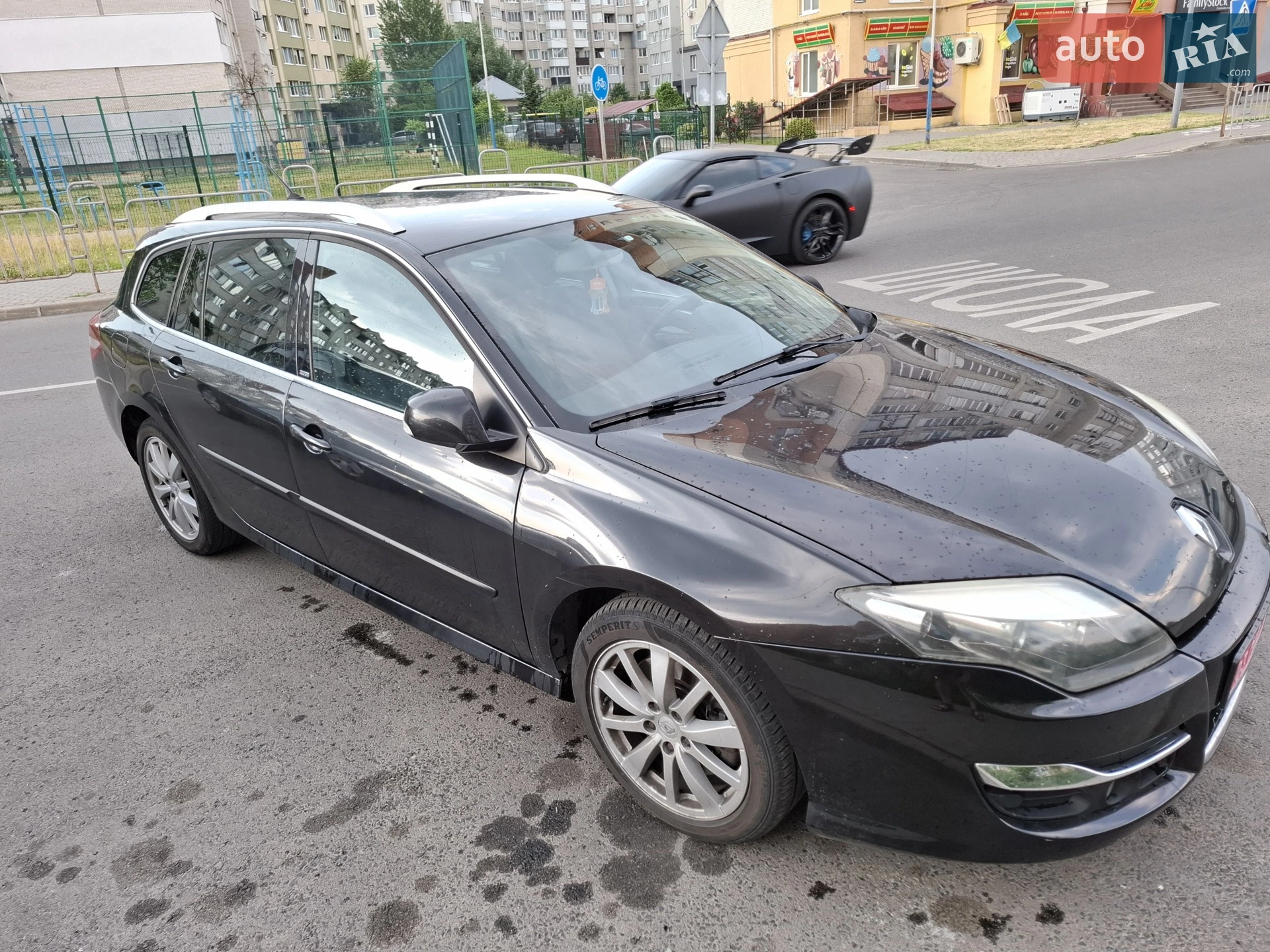 2011 Renault Laguna - мініатюра 2