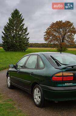 Лифтбек Renault Laguna 1998 в Луцке