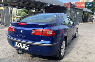 Ліфтбек Renault Laguna 2005 в 