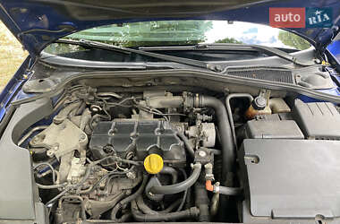 Ліфтбек Renault Laguna 2005 в 