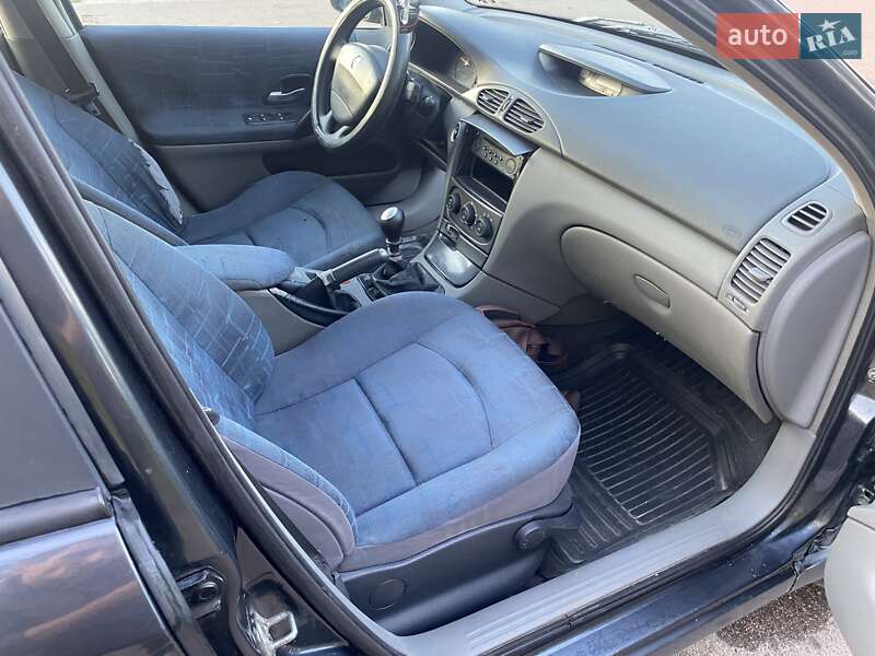 Универсал Renault Laguna 2002 в Олевске