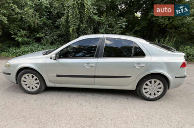 Лифтбек Renault Laguna 2002 в 