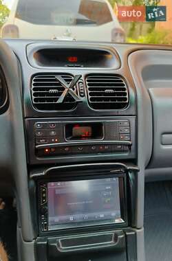 Ліфтбек Renault Laguna 1994 в Вінниці