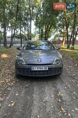Купе Renault Laguna 2009 в 