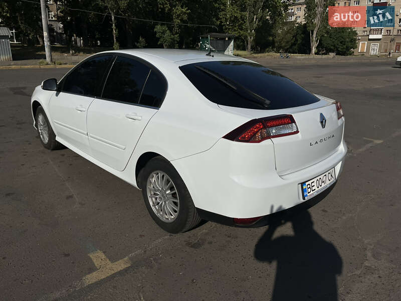Ліфтбек Renault Laguna 2011 в Миколаєві