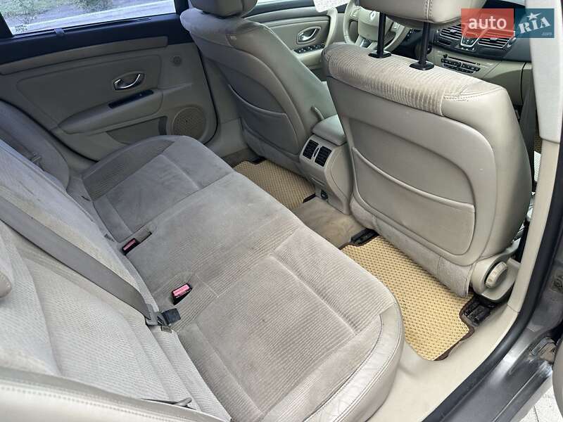 Универсал Renault Laguna 2009 в Павлограде