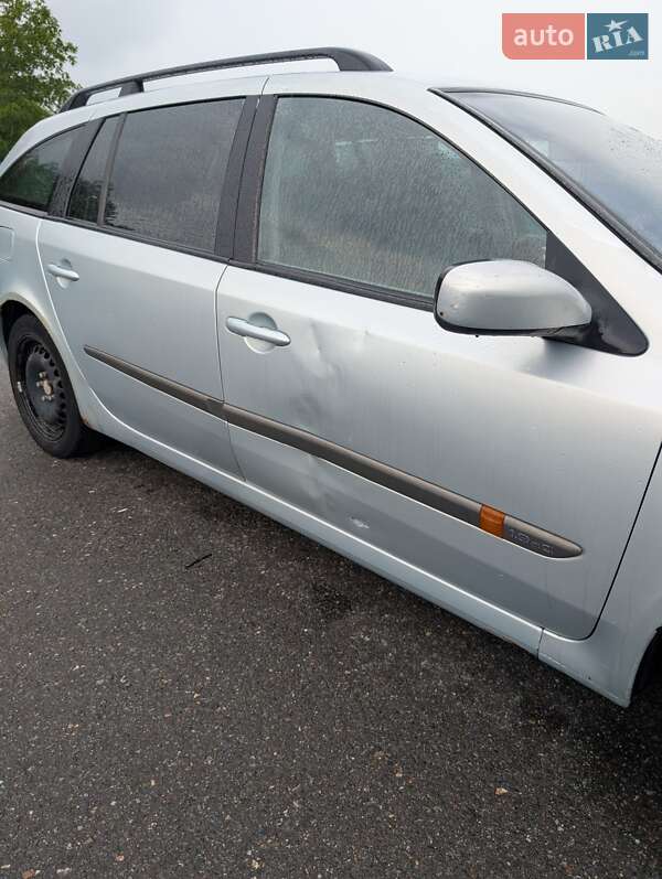 Универсал Renault Laguna 2001 в Ивано-Франковске
