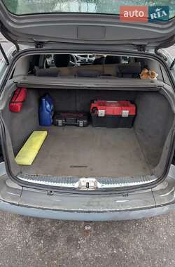 Универсал Renault Laguna 2001 в 