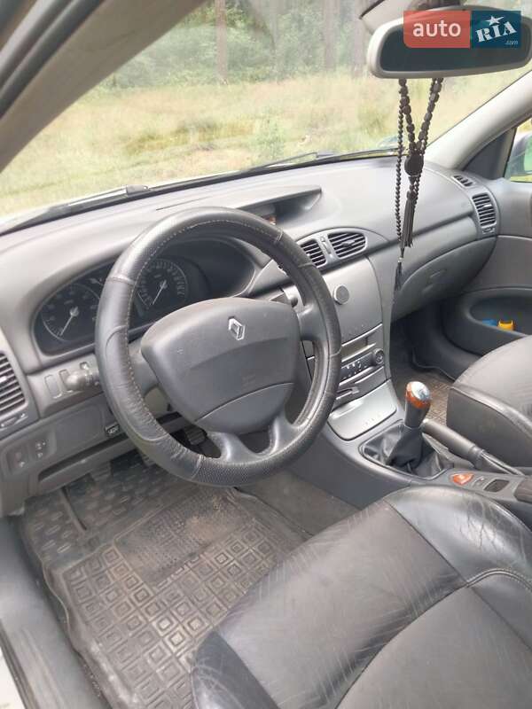 Универсал Renault Laguna 2001 в Козельце