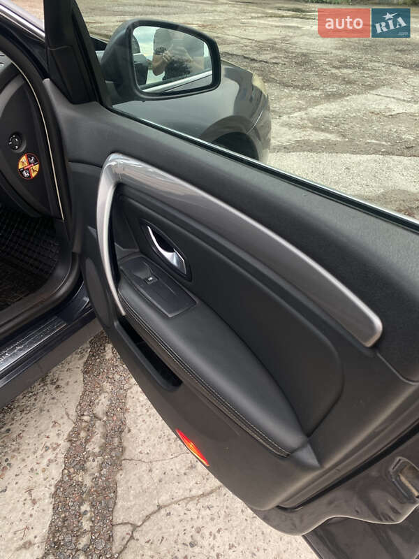 Лифтбек Renault Laguna 2011 в Ржищеве