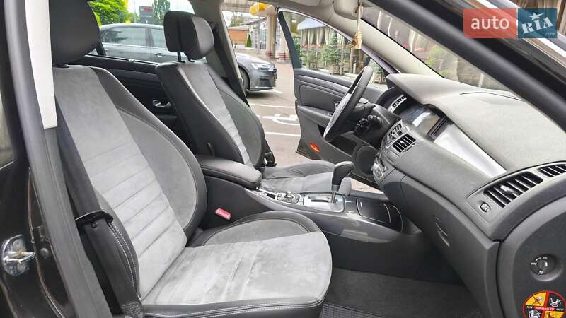 Лифтбек Renault Laguna 2010 в Киеве