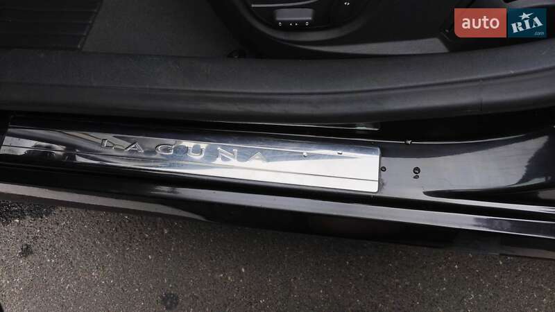 Лифтбек Renault Laguna 2010 в Киеве