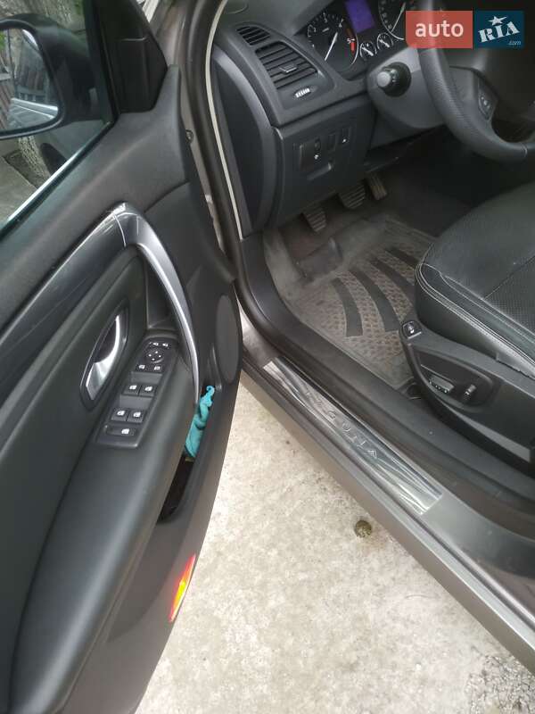 Универсал Renault Laguna 2010 в Кропивницком