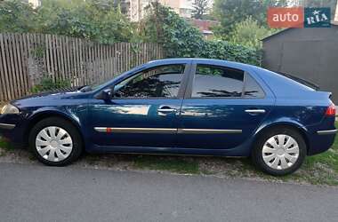 Лифтбек Renault Laguna 2001 в 