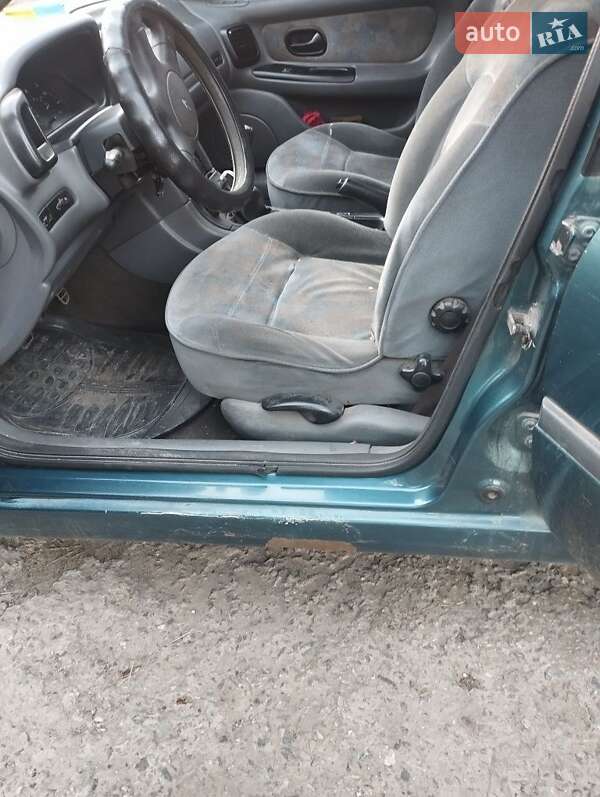 Универсал Renault Laguna 1995 в Днепре