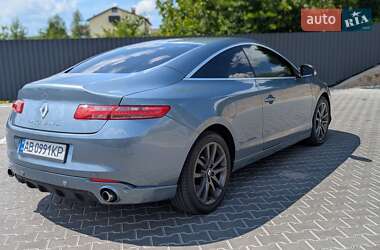 Купе Renault Laguna 2009 в 