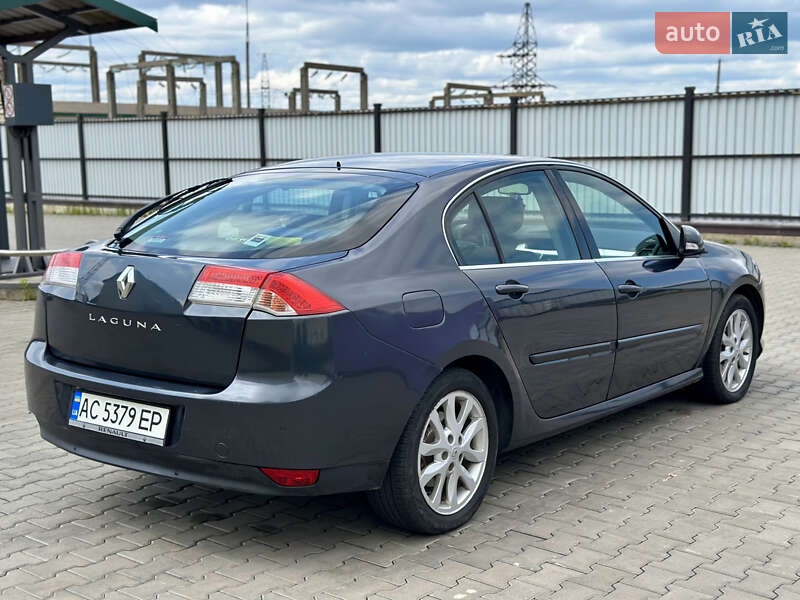 Лифтбек Renault Laguna 2009 в Рожище