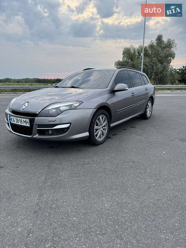 Универсал Renault Laguna 2010 в Козельце
