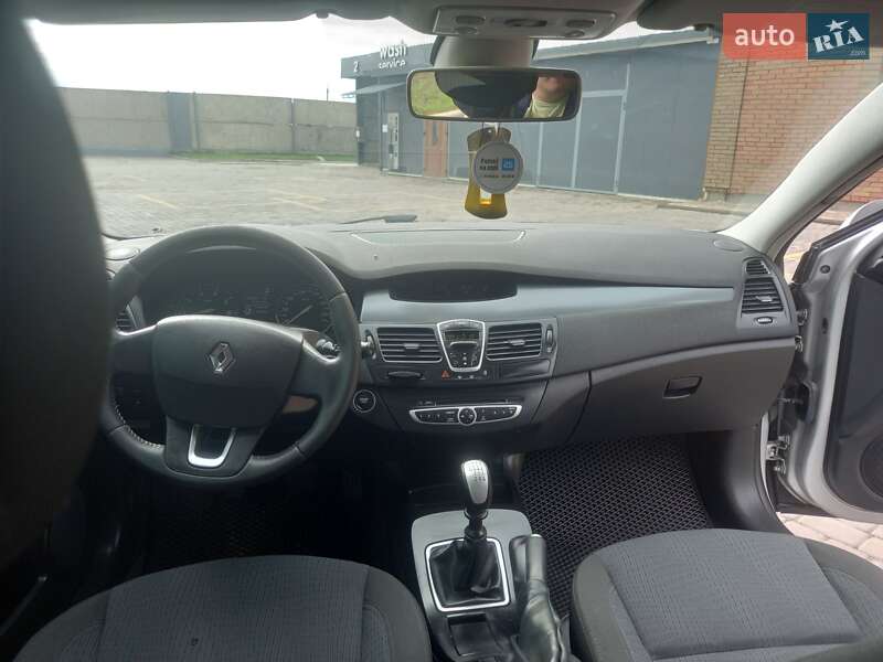 Ліфтбек Renault Laguna 2008 в Теофіполі